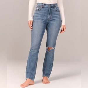 Abercrombie Curve Love 90’s Slim Straight Ultra High Rise Jeans
